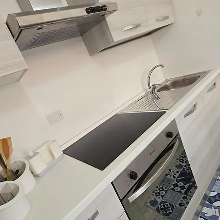 Charlotte Emozioni Vista Lago, Centro E Giri In Battello *