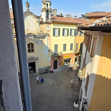 Charlotte Emozioni Vista Lago, Centro E Giri In Battello