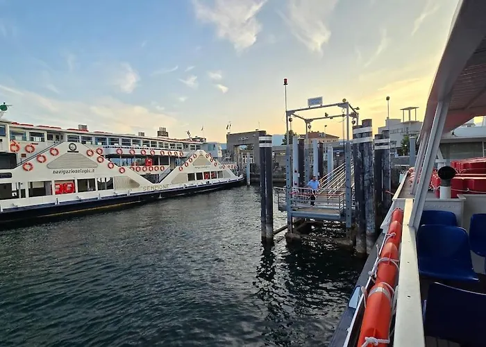 Apartament Charlotte Emozioni Vista Lago, Centro E Giri In Battello *