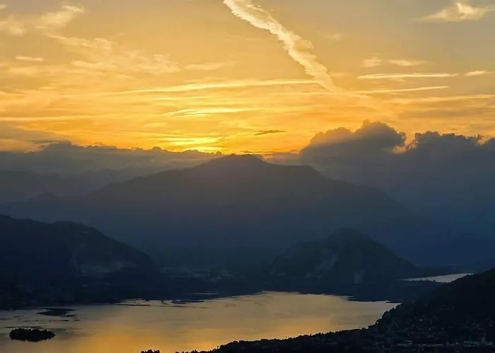 Charlotte Emozioni Vista Lago, Centro E Giri In Battello * Verbania