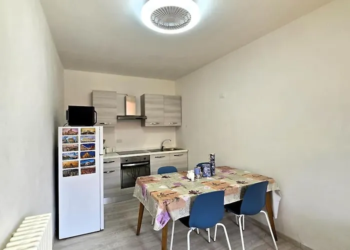 Charlotte Emozioni Vista Lago, Centro E Giri In Battello