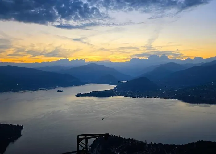 Charlotte Emozioni Vista Lago, Centro E Giri In Battello Verbania