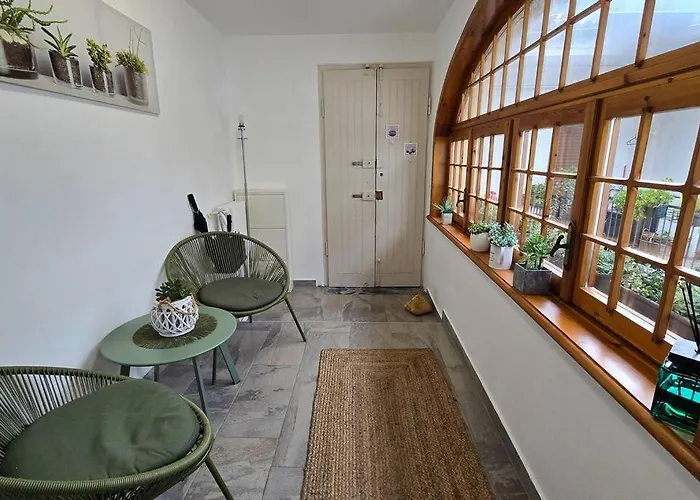 Charlotte Emozioni Vista Lago, Centro E Giri In Battello 아파트 *