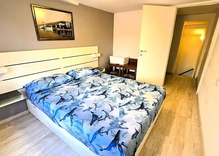 Charlotte Emozioni Vista Lago, Centro E Giri In Battello