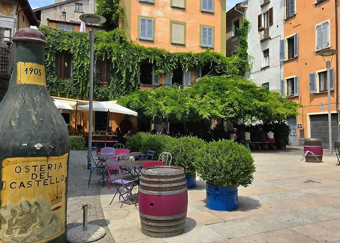 아파트 Charlotte Emozioni Vista Lago, Centro E Giri In Battello